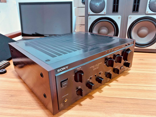 Amplificatore stereo vintage