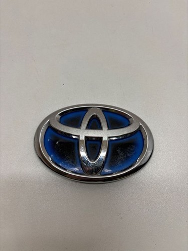 Toyota yaris xp210 - toyota,