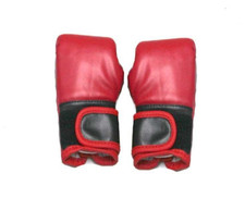 Guanti da boxe giocattoli per