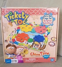 Tickety Toc Chime Time Gioco da Tavolo COMPLETO Wonder Forge TV Show Cartoni Animati Età 3+