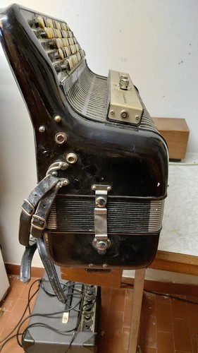 Fisarmonica soprani usata - fisarmonica,