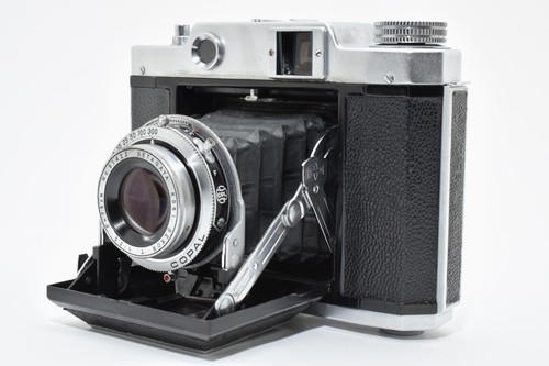 Mint mamiya six model - 6,