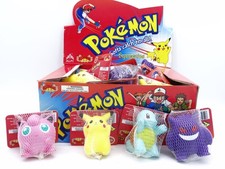 24x Pokemon Squeezie