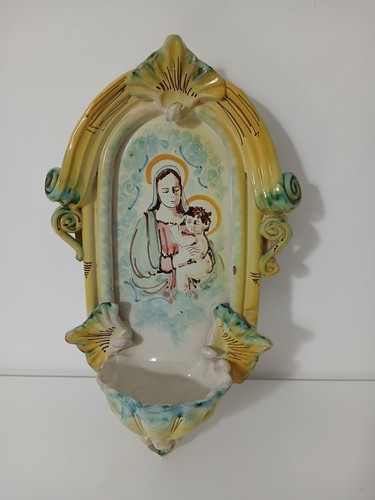 Antica acquasantiera madonna - acquasantiera,