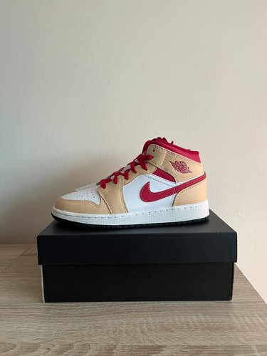 Nike air jordan mid - air, 1
