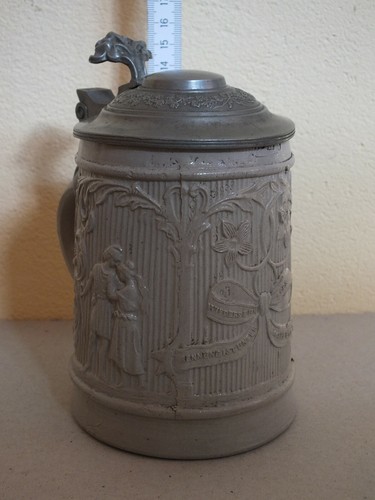 Bellissima vecchia brocca