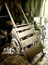 ARTE INDUSTRIALE CARRETTO in Legno,ruote in Ferro. Per Allestimenti-Esposizioni