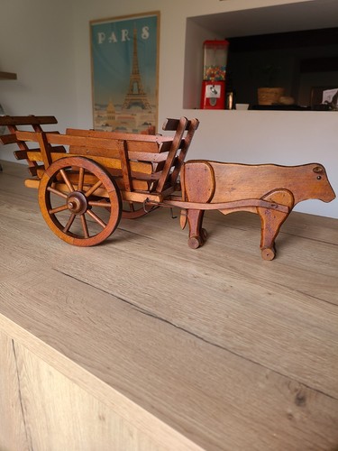 Charrette bœuf artisanale - à,