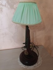 Antica lampada da tavolo