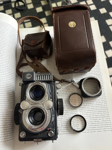 Vintage yashica gray tlr - gray,