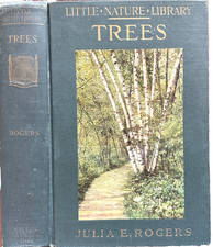 Little Nature Library TREES