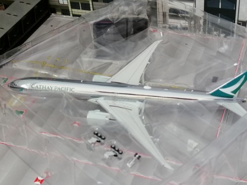 Cathay pacific boeing - cathay,