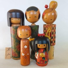 Set 5 bambole Kokeshi in legno