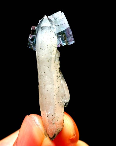 Esemplare minerale cristallo