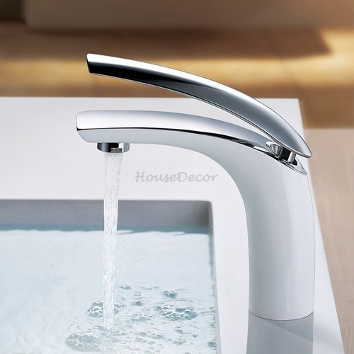 Rubinetto bagno moderno