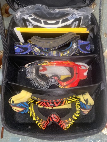 Materiale motocross - materiale,