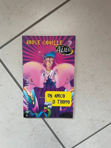 Amico troppo un alieno - di,