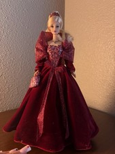 Mattel 2002 Holiday Barbie |