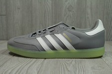 Nuove scarpe da ciclismo