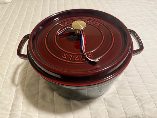 Staub ghisa rotondo - 7, qt,
