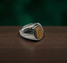 Anello per Uomo  Acciaio Chirurgico con pietra Corrniola misure 9, 10, 11, 12