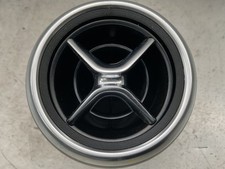 BOCCHETTA ARIA CENTRALE SINISTRA PER MERCEDES Classe A Serie (W176) A1768300354