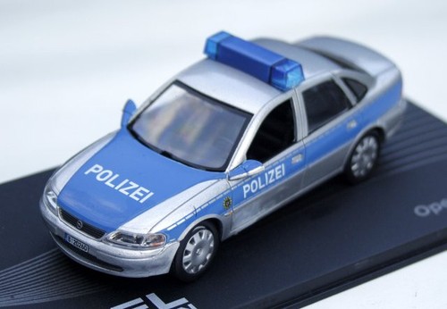 Opel vectra berlina - b,