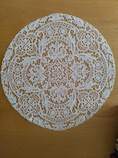 BELLISSIMO CENTRINO TONDO IN PIZZO MACRAME' - CENTRO TAVOLA - CM 42,7 CIRCA