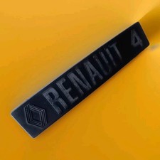 FREGIO LOGO SCRITTA BADGE  POSTERIORE RENAULT 4 PLASTIC ORIGINAL 7700640964