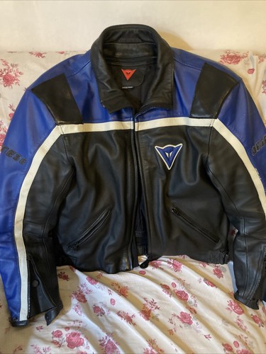 Giubbotto pelle per moto - in,