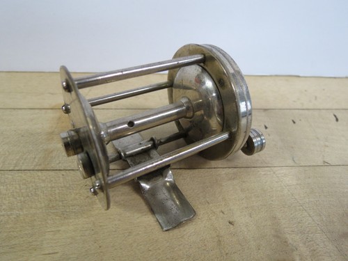 Reel baitcasting vintage - reel,