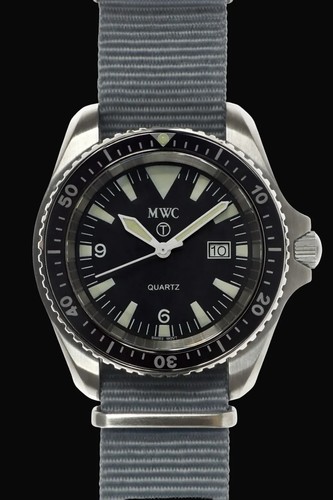 Mwc military diver 300m - diver, 2001