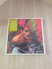 Freddie mercury never boring - freddie,