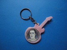 GIOVANI 1967 GADGET - Portachiavi-Key Ring - CHITARRA ROSA - SUAREZ