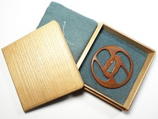 Tsuba farfalla ombra base rame