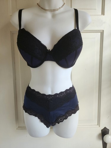 Reggiseno mutandine push up - e,