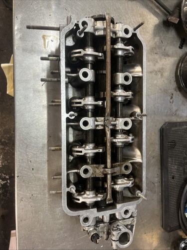 Culasse bmw 1262180 - culasse,