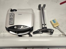 Proiettore Canon LV-7370 con telo motorizzato
