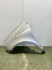 538120D010 Alettone anteriore sinistro per TOYOTA YARIS (10/01-11/05) FRP 2001 Usato