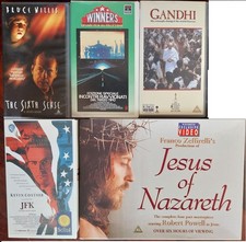 Lotto 7 VIDEOCASSETTE VHS generi vari SESTO SENSO JFK GANDHI GESU' ZEFFIRELLI...