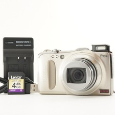 Fujifilm FinePix F550 EXR Gold