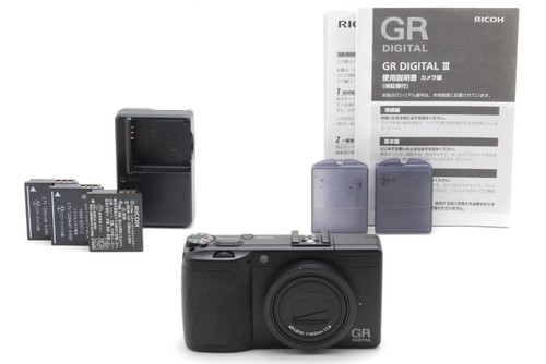 Fotocamera digitale compatta