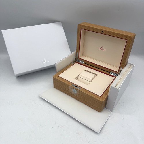 Omega scatola orologio - , legno