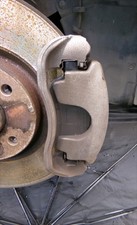 pinza freno anteriore destro