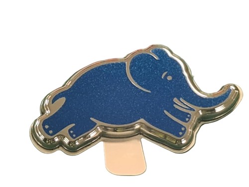 Distintivo elefante blu