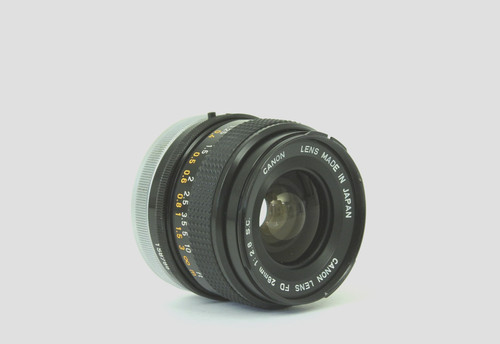 Canon 28mm 8 s - f/2.8, s.c