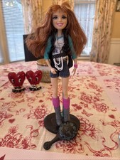 Disney V.I.P VIP Bella Thorne