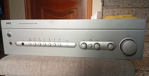 Amplificatore integrato nad - integrato,