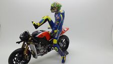 1/12 Figure Valentino Rossi Mugello 2017  no minichamps box position