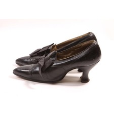 Scarpe decolte antiche